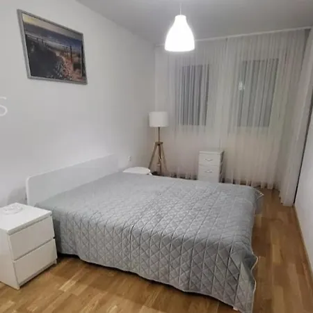 公寓 Stan 兹雷尼亚宁