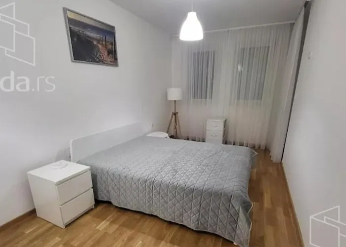 公寓 Stan 兹雷尼亚宁