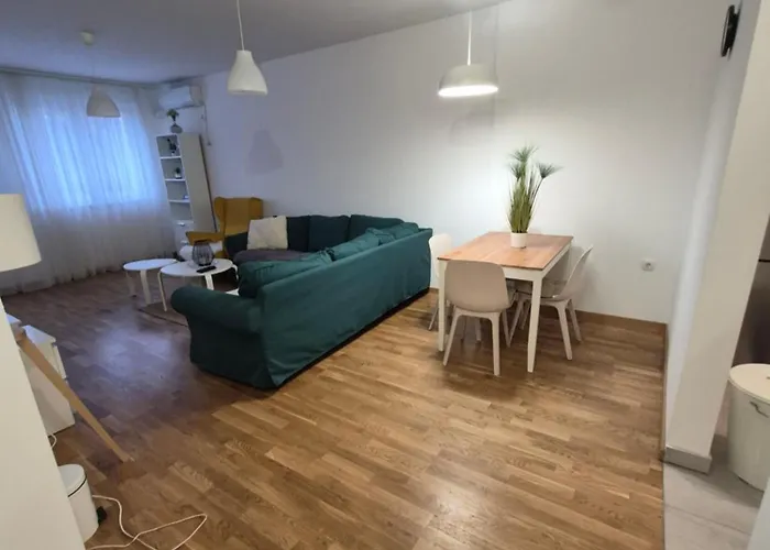 公寓 Stan 兹雷尼亚宁